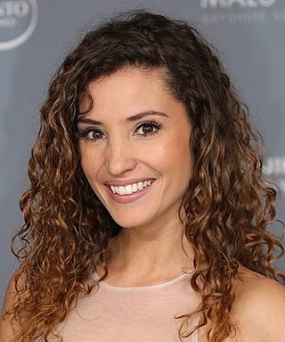 Nadine Menz als Naomi Schönfeld